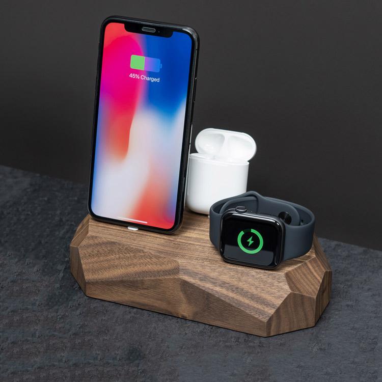 Oakywood Triple Dock - iPhone, Apple Watch, AirPods charger - Greenline Showroom